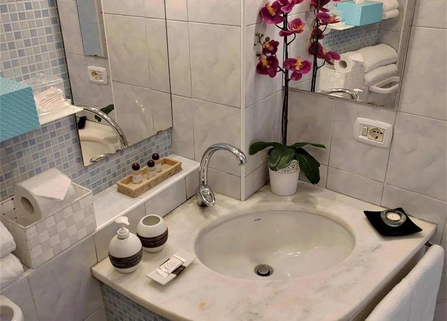 La Petite Maison Apartment Taormina 0*,  Italy