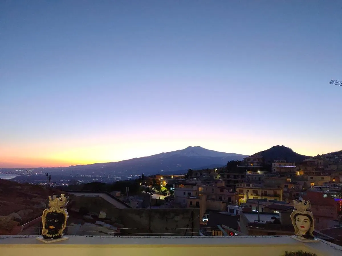 La Petite Maison Apartment Taormina 0*,